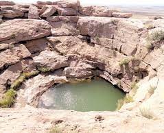 تصویر از وویروماجرای چشمه و گودال